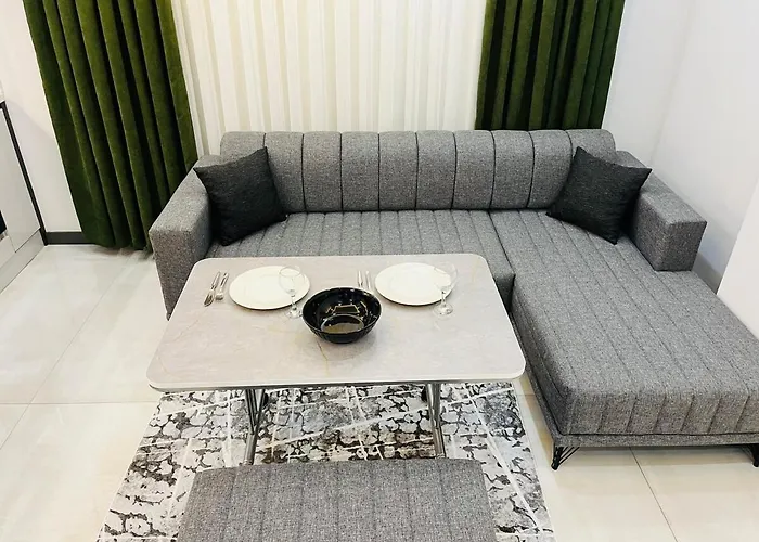 14 Laptop Desk, Tv *